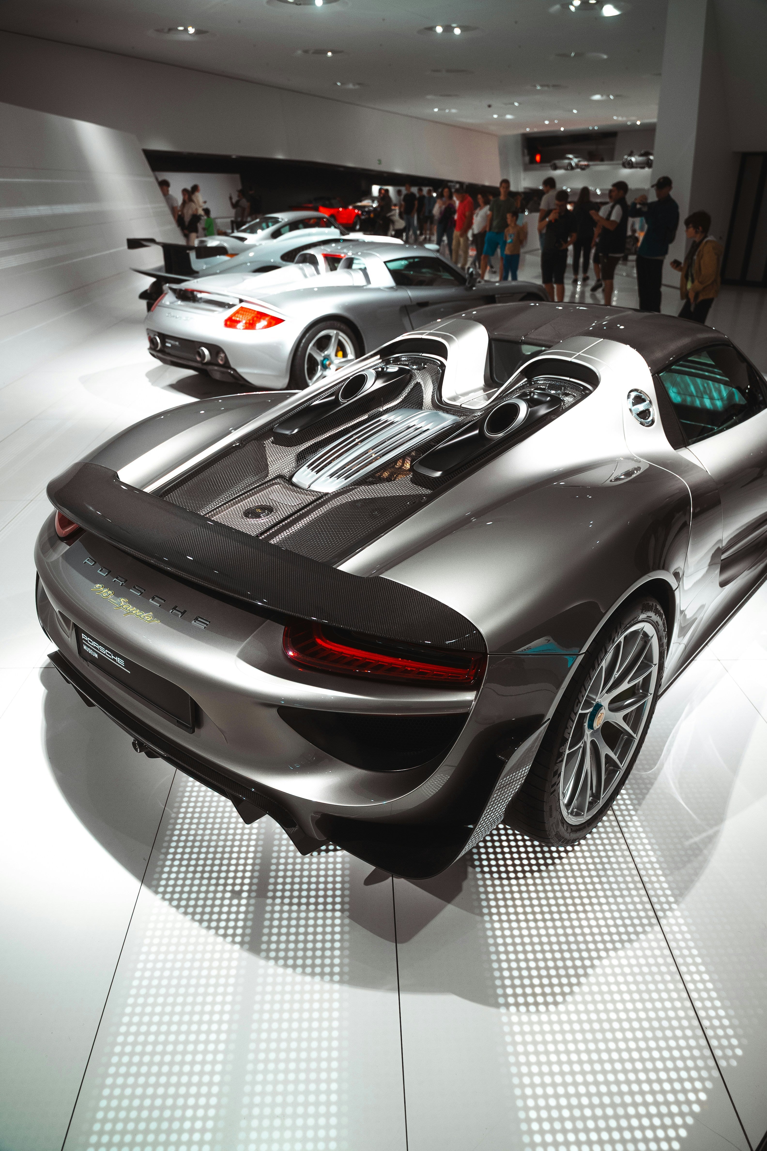 Image of Porsche 918 Spyder T-Shirts & Merch